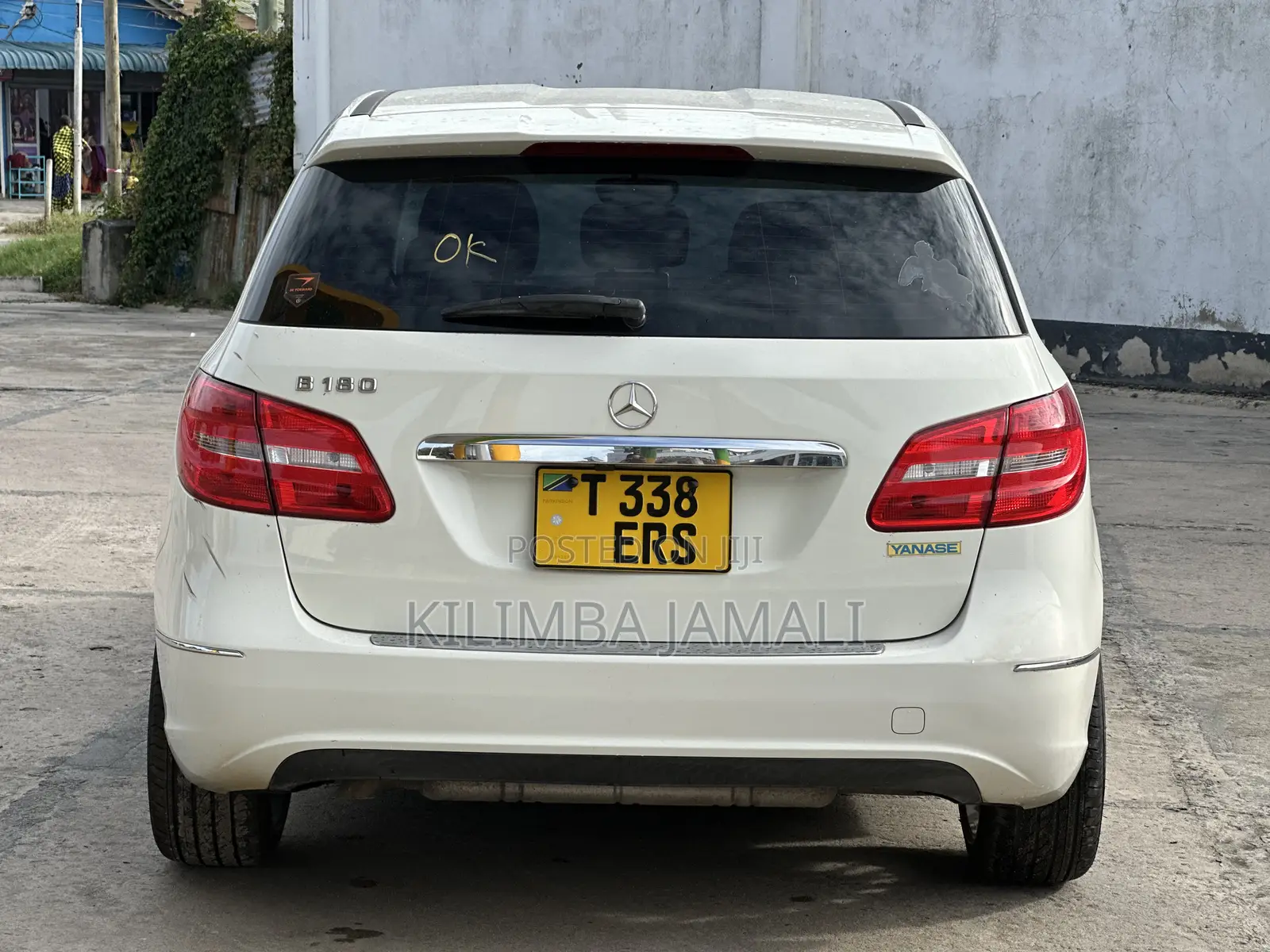 Mercedes-Benz B-Class 2014 White
