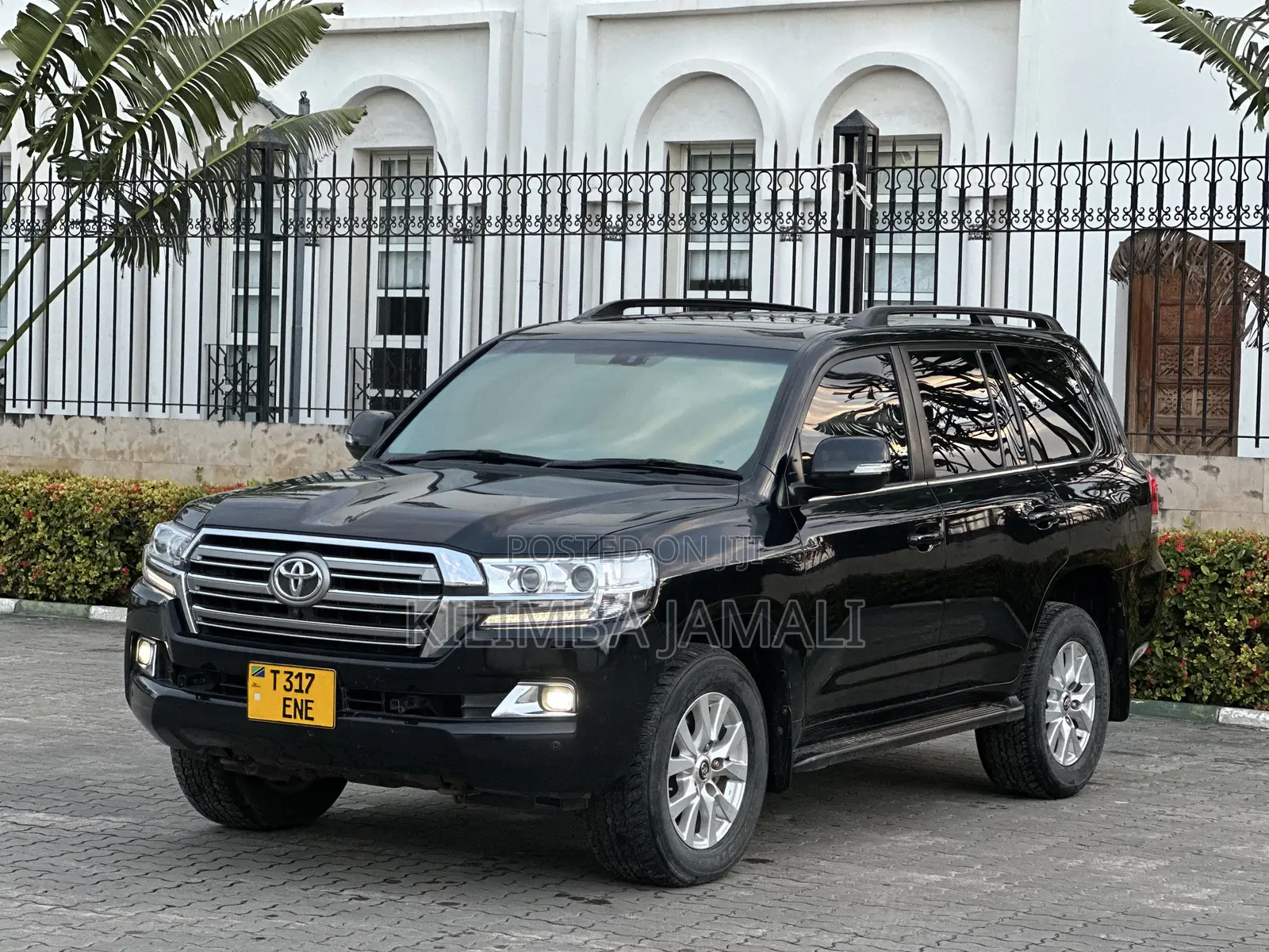Toyota Land Cruiser 2021 Black