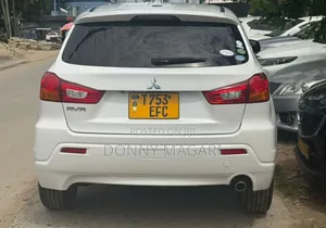 Mitsubishi RVR 2013 White