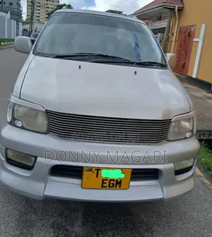 Toyota Noah 2001 Silver