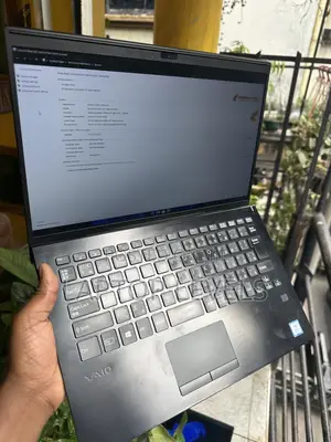 Laptop Sony VAIO E14A25CN 8GB Intel Core i3 SSD 128GB