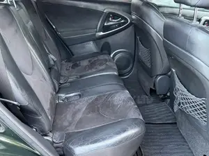 Toyota Vanguard 2010