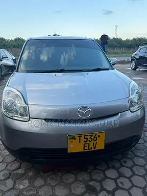 Mazda Verisa 2004 Silver
