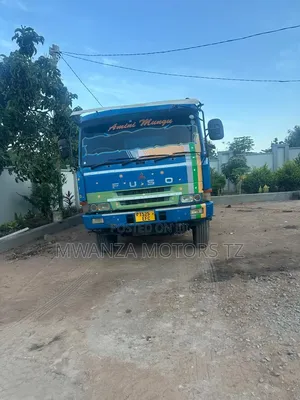 Fusso Tipper V8