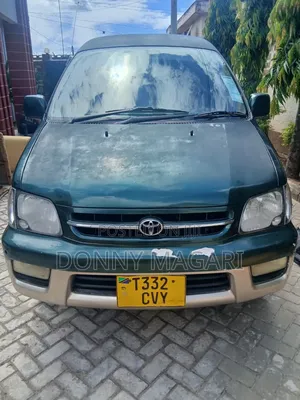 Toyota Noah 2003 Green