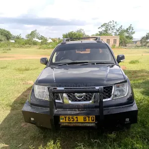 Nissan Navara 2007 Black