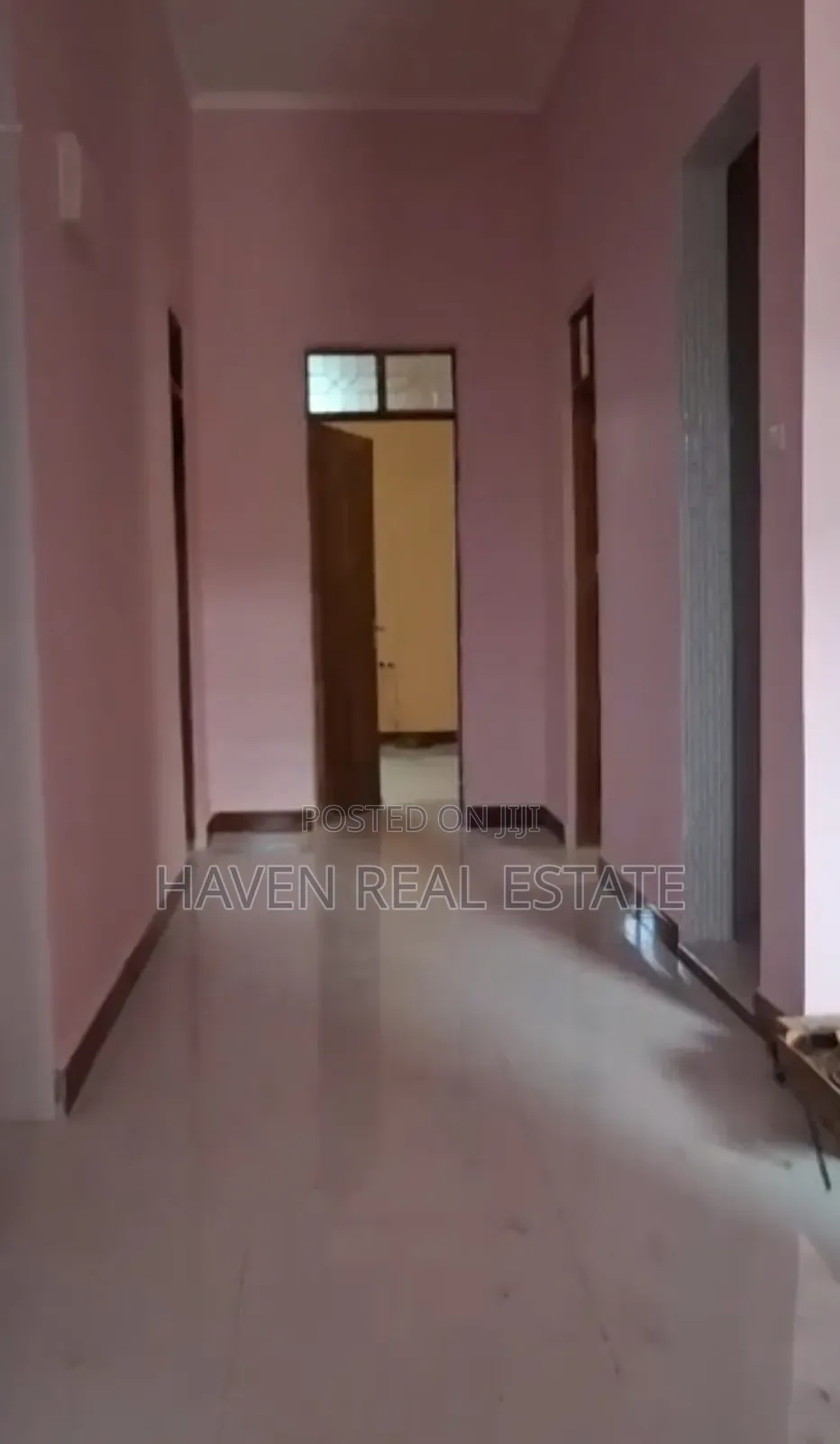 4bdrm House in Magharibi for rent