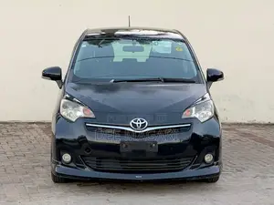 Toyota Ractis 2012 Black
