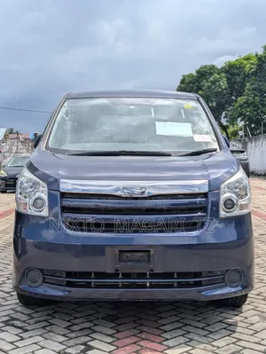 Toyota Noah 2008 Blue