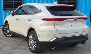 Toyota Harrier Z 2021 White
