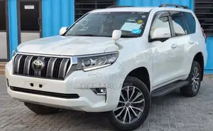 Toyota Land Cruiser Prado 2019 White