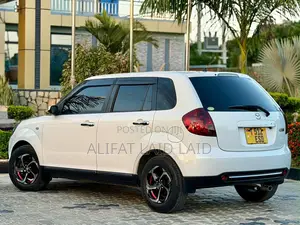 Mazda Verisa 2010 White