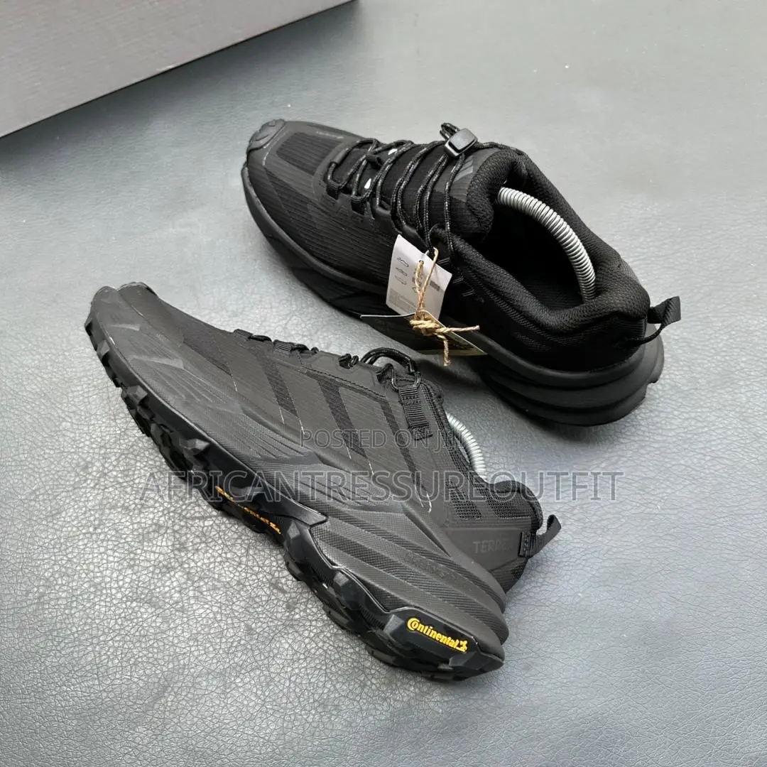 Adidas Terrex Trail Shoes Equipped With Waterproof to Keep Feet Dry