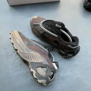 Adidas Egde Runner Sneaker Feature Chunck Sole and Sculpted Open Frame