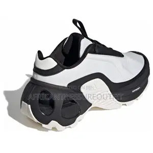 Adidas Egde Runner Sneaker Feature Chunck Sole and Sculpted Open Frame