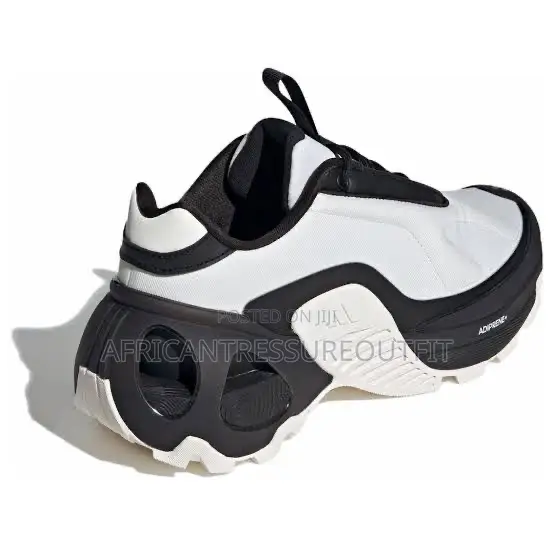 Adidas Egde Runner Sneaker Feature Chunck Sole and Sculpted Open Frame