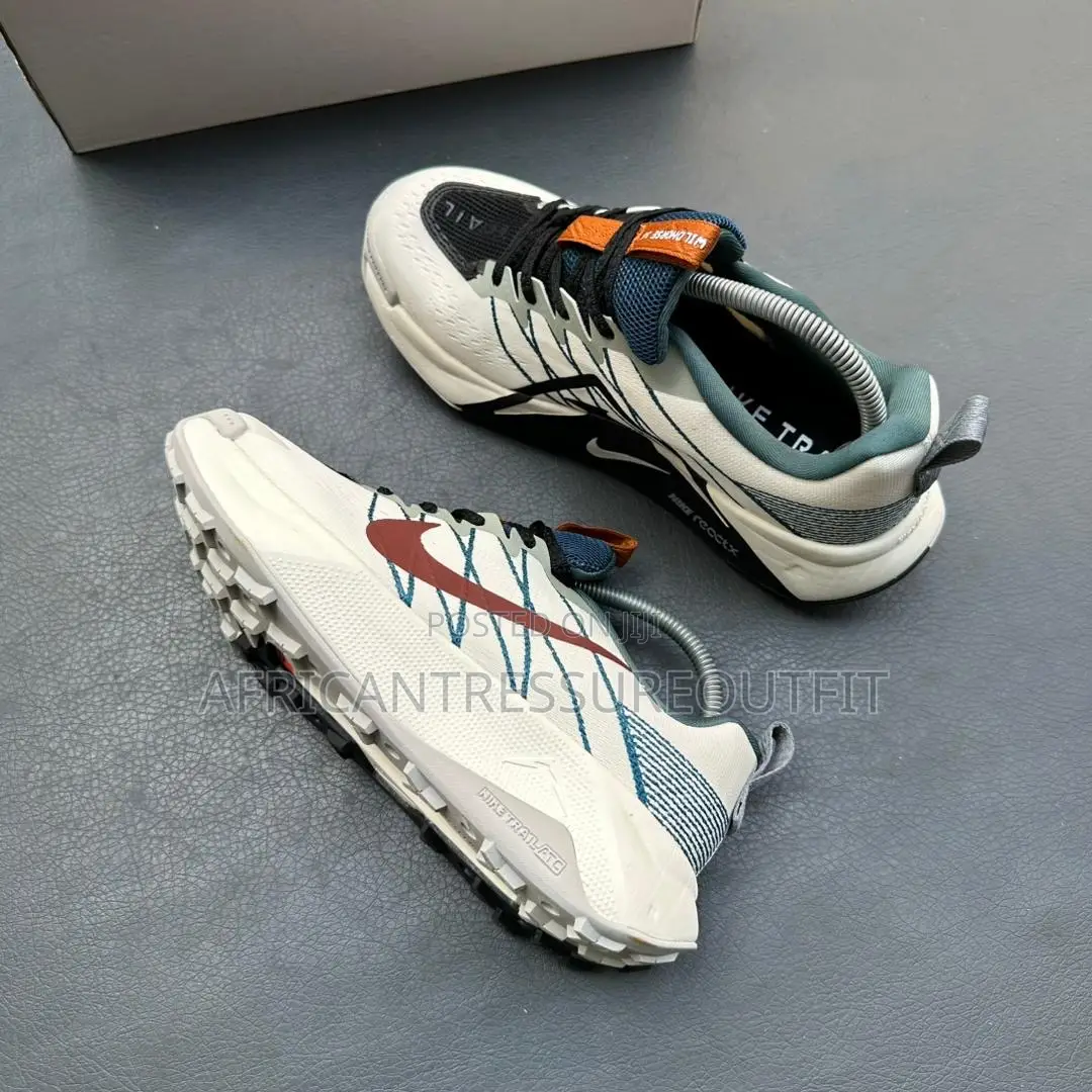 Nike Pegasus Trial Running Shoes