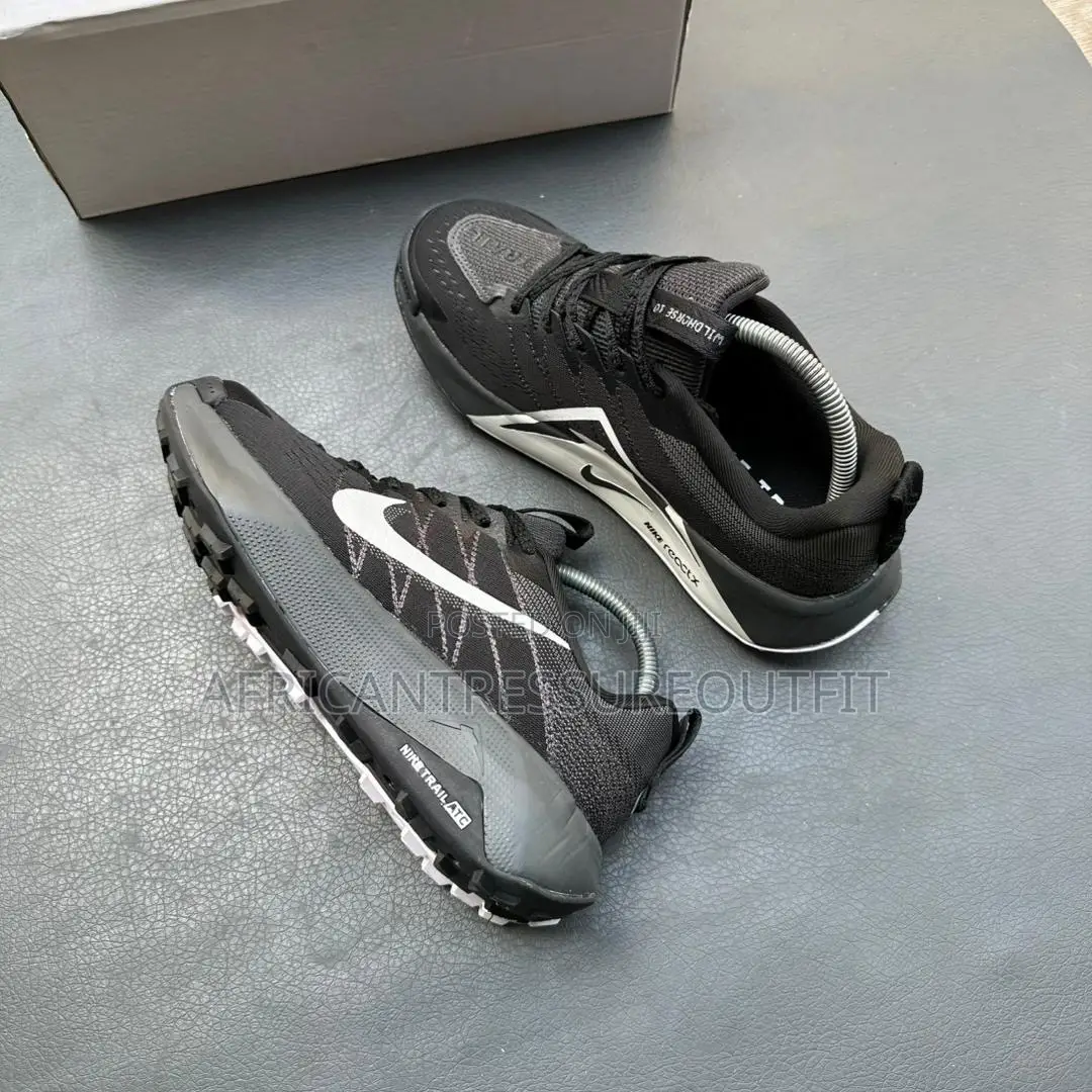 Nike Pegasus Trial Running Shoes