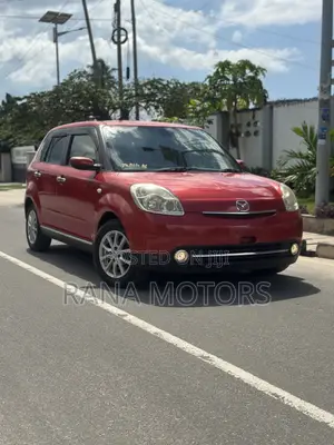 Mazda Verisa 2010 Red