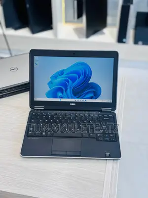 Laptop Dell Latitude E7240 8GB Intel Core i5 SSD 256GB