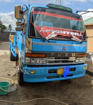 Mitsubishi Fuso Tipper