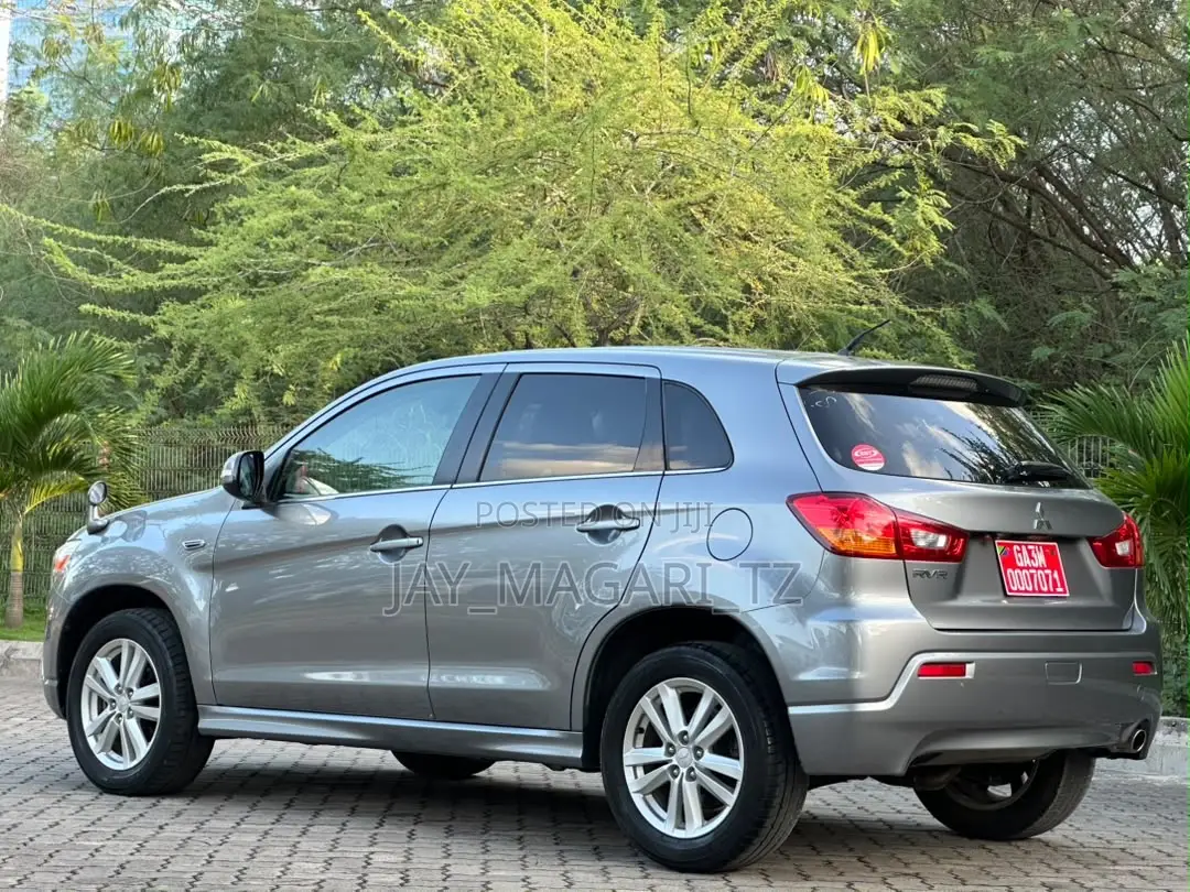 Mitsubishi RVR 2.0 2011 Gray