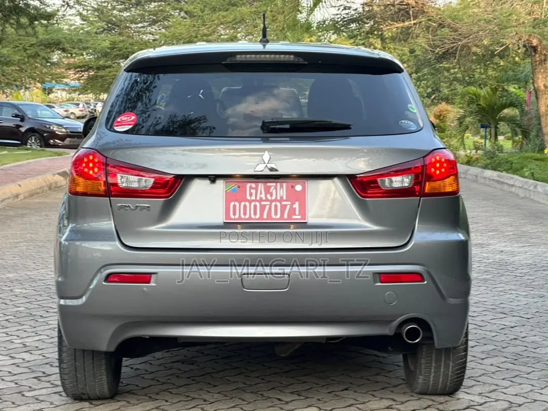 Mitsubishi RVR 2.0 2011 Gray