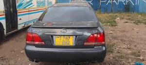 Toyota Crown 2004 Green