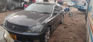 Toyota Crown 2004 Green
