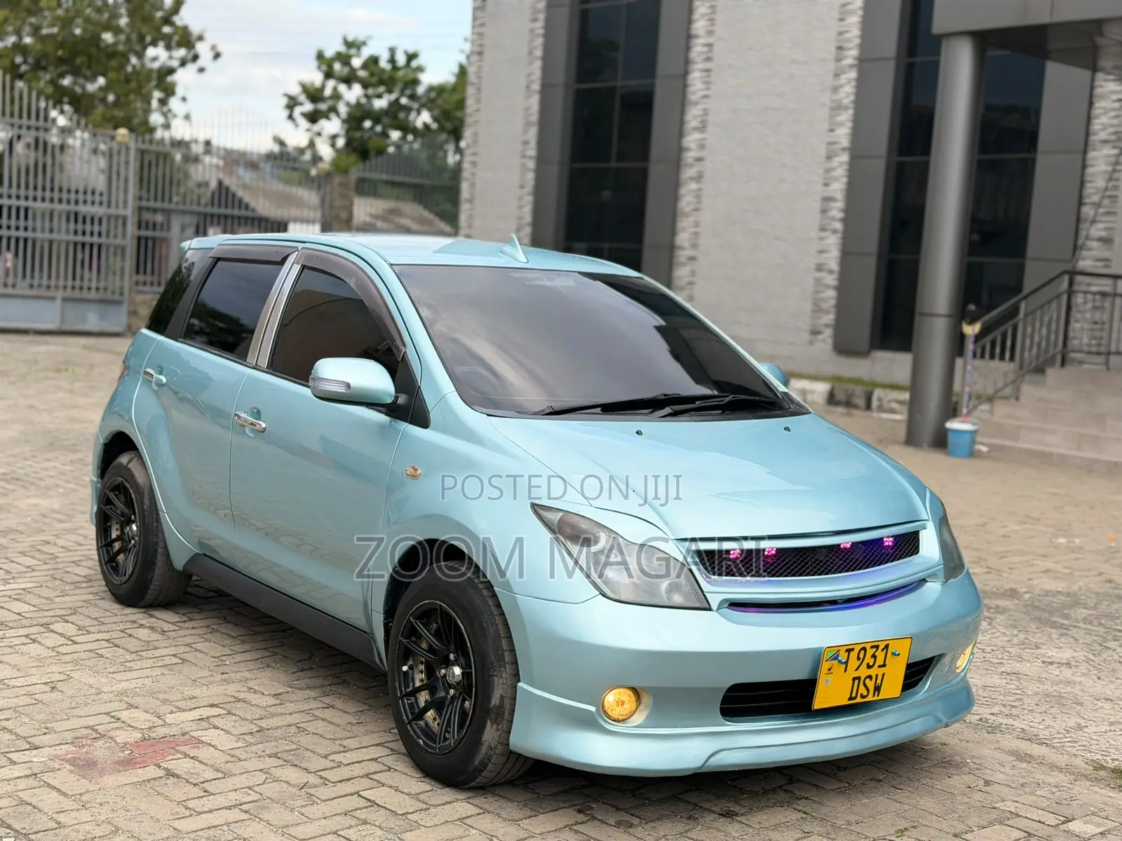 Toyota IST 2005 Blue