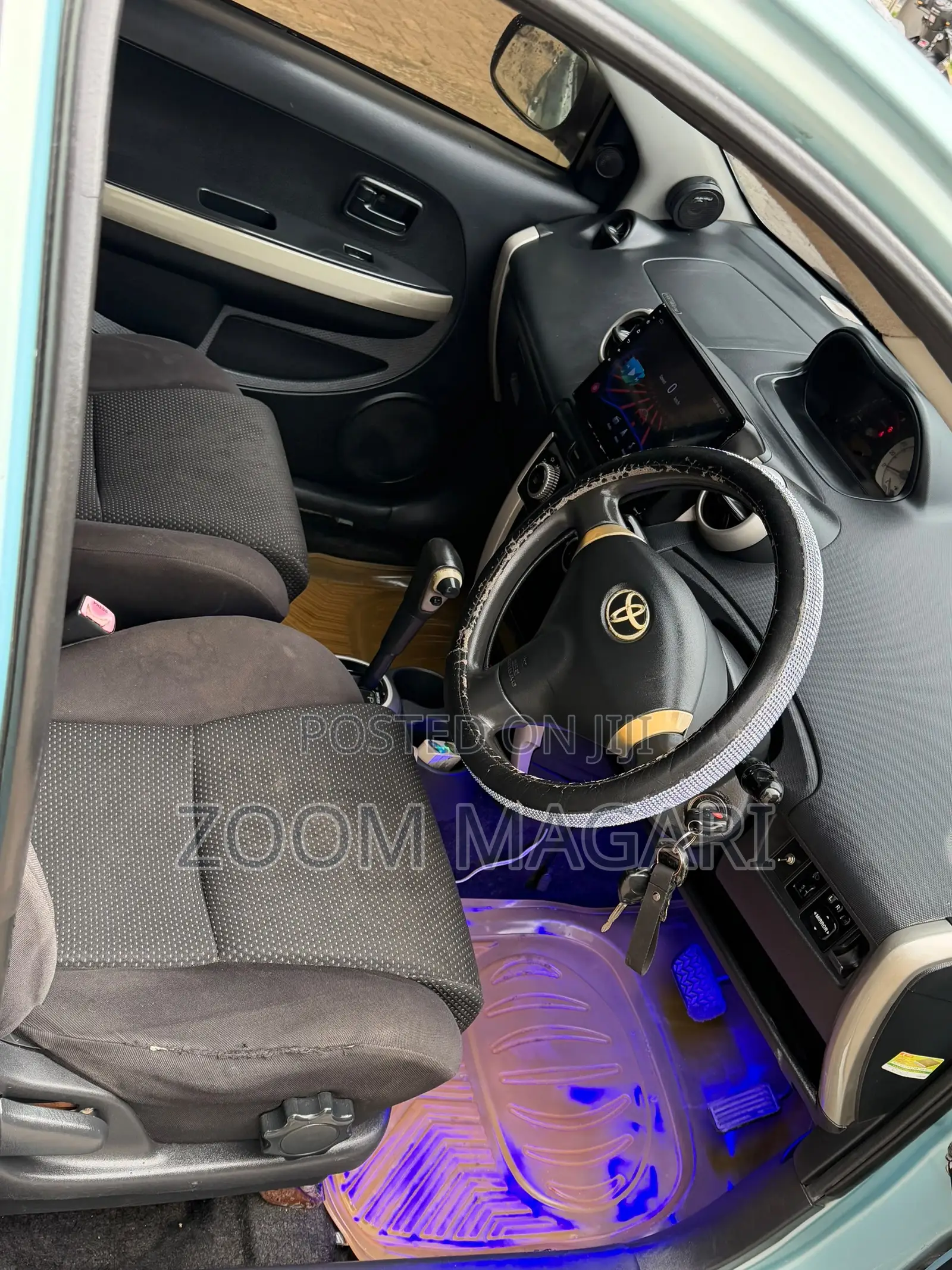 Toyota IST 2005 Blue
