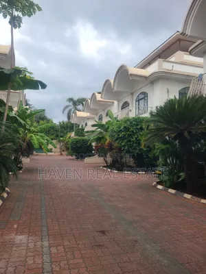 Furnished 3bdrm Villa in Oyster Bay for rent