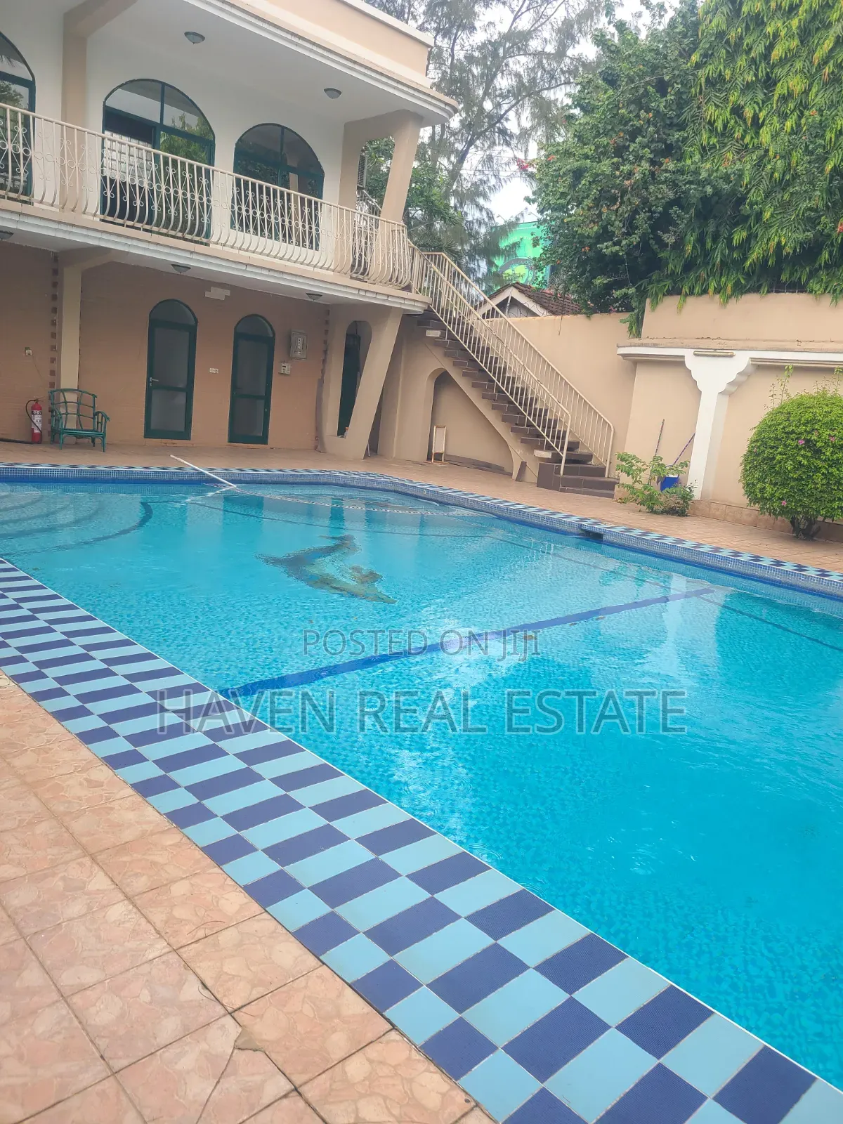 Furnished 3bdrm Villa in Oyster Bay for rent