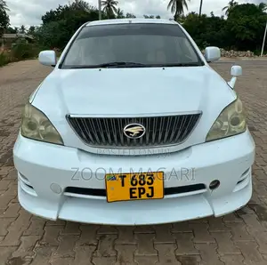 Toyota Harrier 2006 White