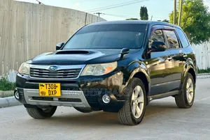 Subaru Forester 2010 Black