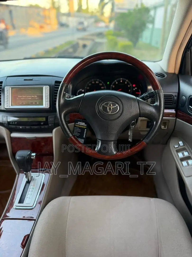Toyota Premio 2004 Silver