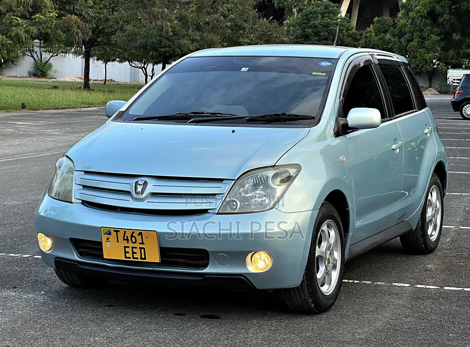 Toyota IST 2004 Blue