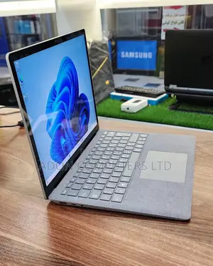 Laptop Microsoft Surface Laptop 8GB Intel Core i5 SSD 256GB