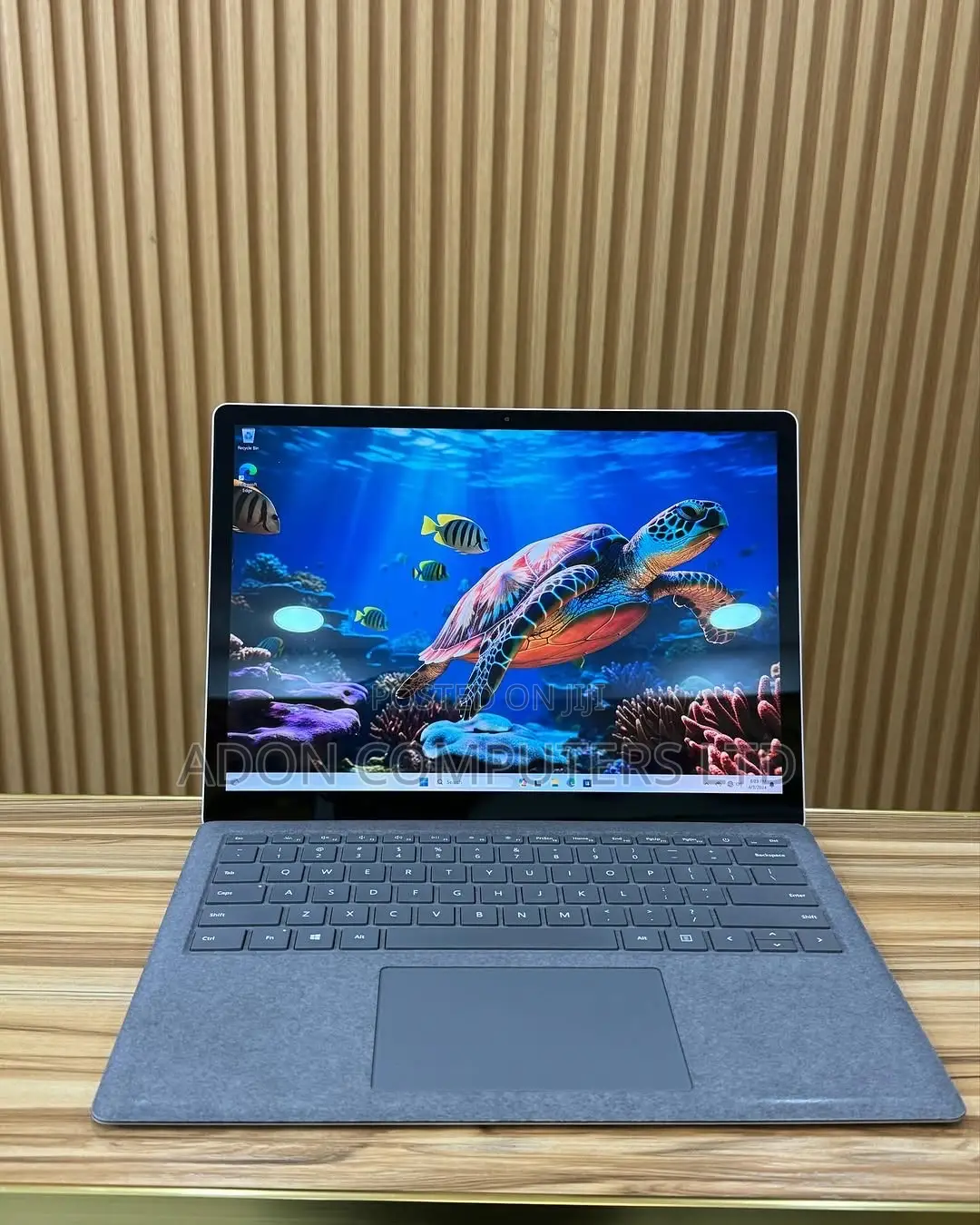 Laptop Microsoft Surface Laptop 2 8GB Intel Core i5 SSD 256GB