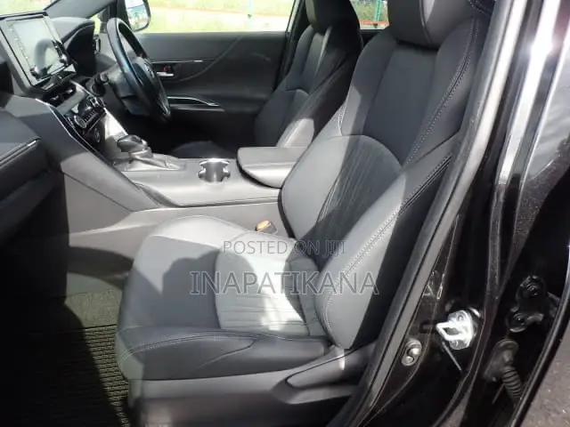Toyota Harrier G 2021 Black