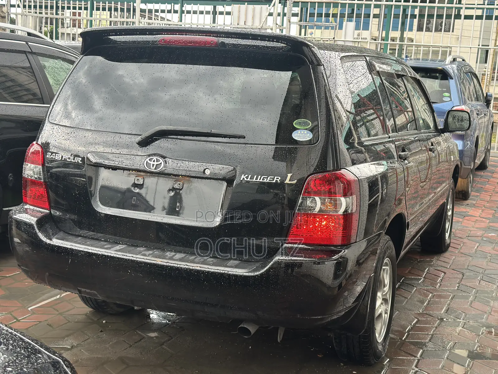 Toyota Kluger 2004 Black