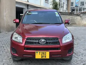 Toyota RAV4 2.4 2005 Maroon