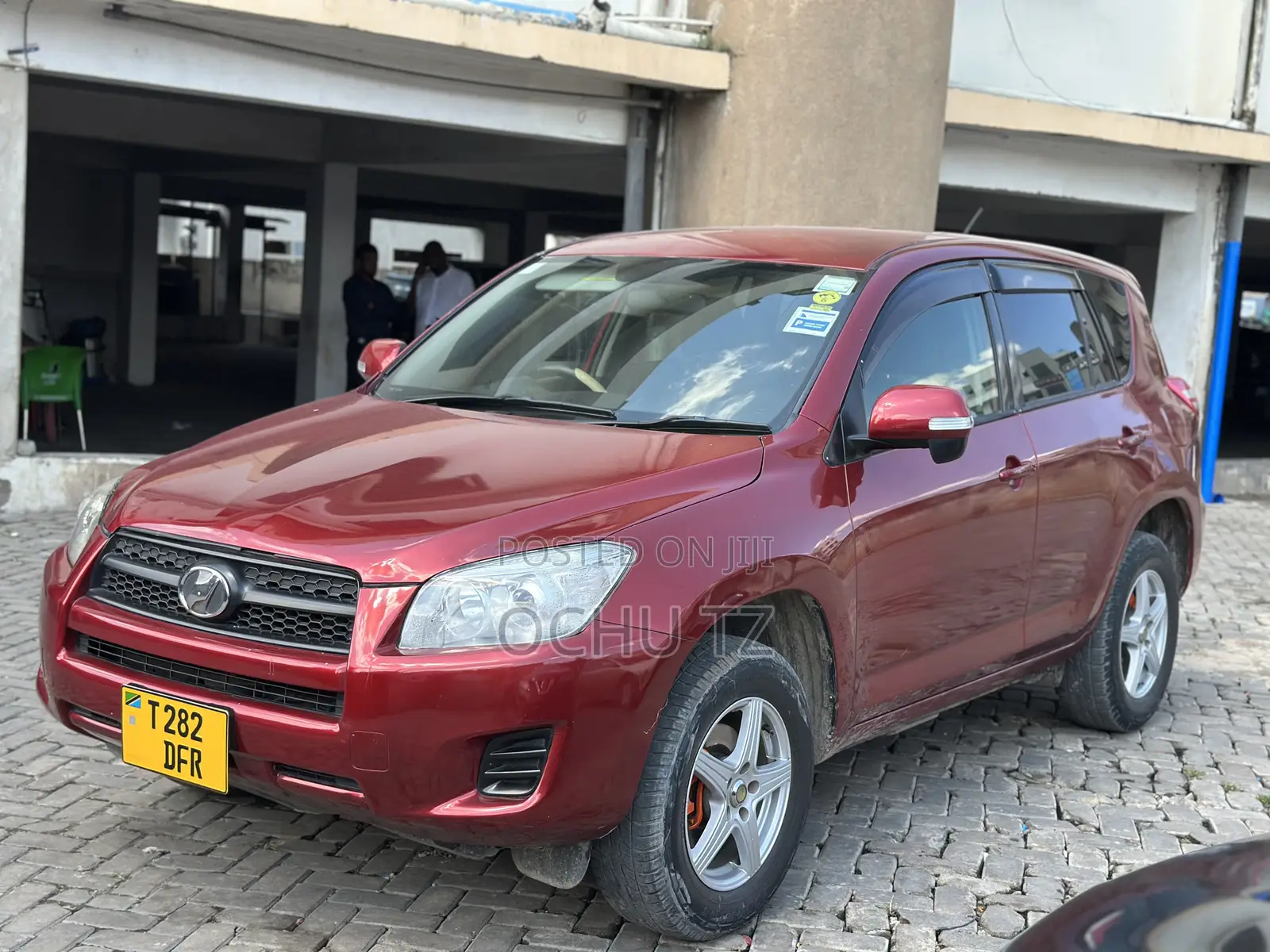 Toyota RAV4 2.4 2005 Maroon