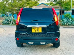 Nissan X-Trail 2011 Black