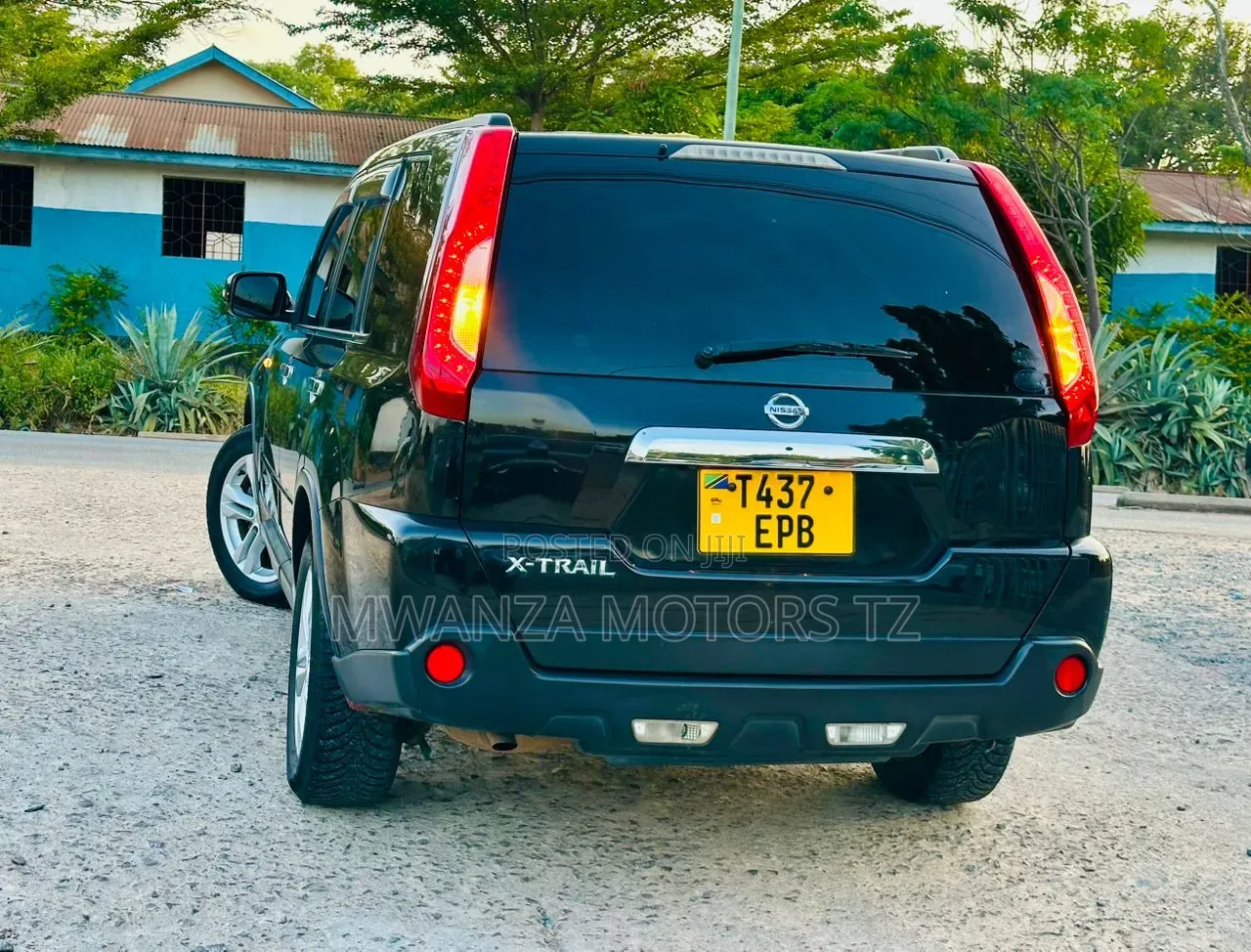 Nissan X-Trail 2011 Black