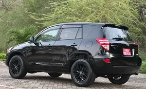 Toyota RAV4 2010 Black