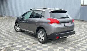 Peugeot 2008 2015 Gray
