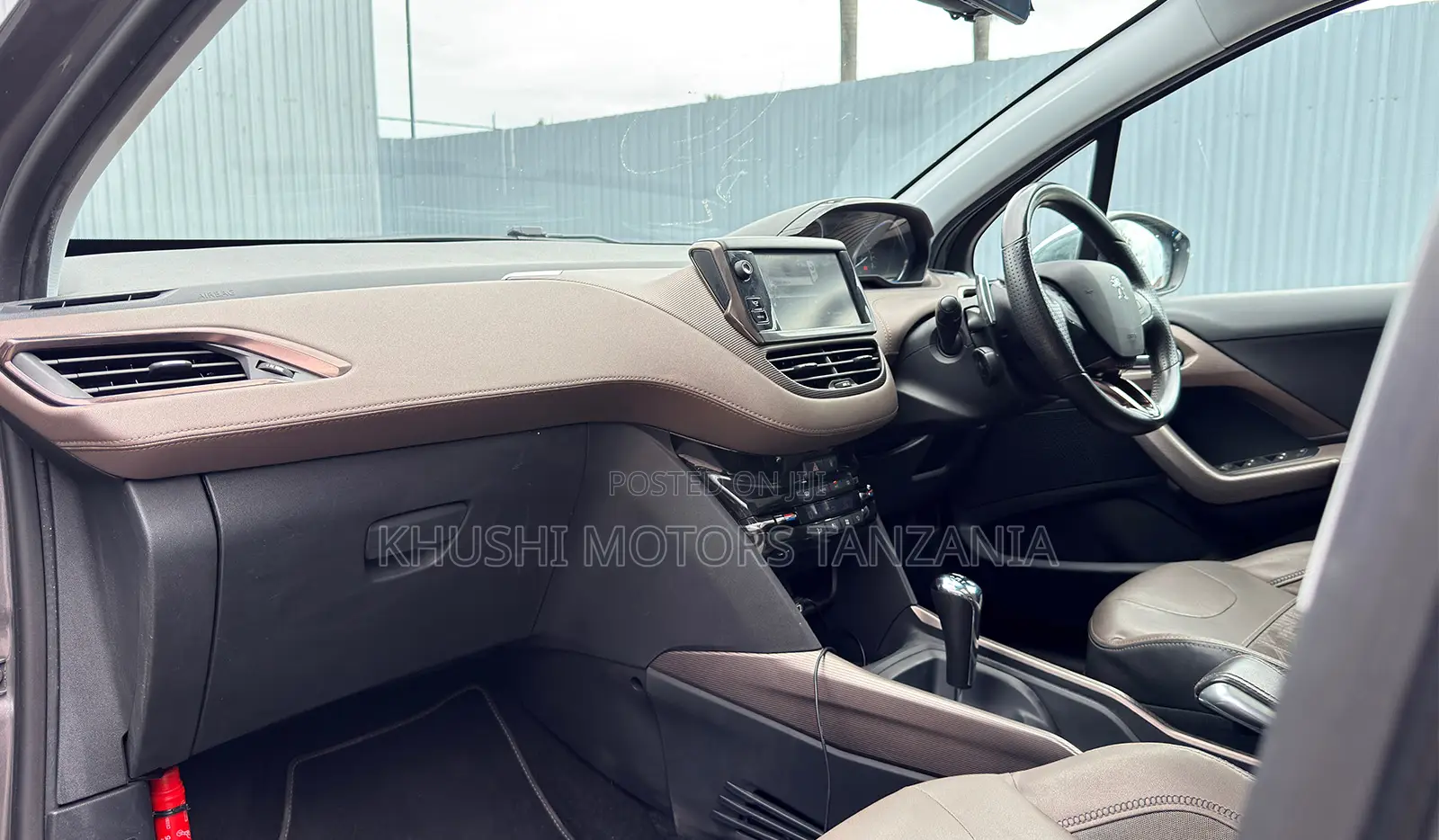 Peugeot 2008 2015 Gray