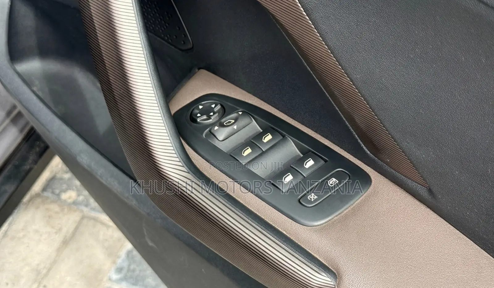 Peugeot 2008 2015 Gray