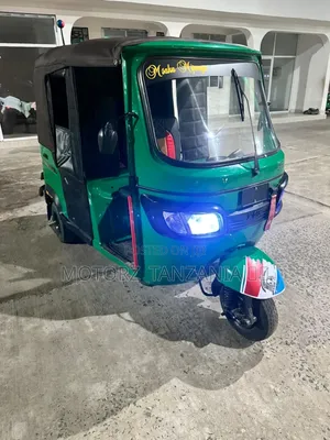 TVS King Deluxe Plus iTouch Start 2024 Green